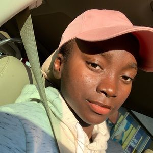 Meet your Posher, Jenieve